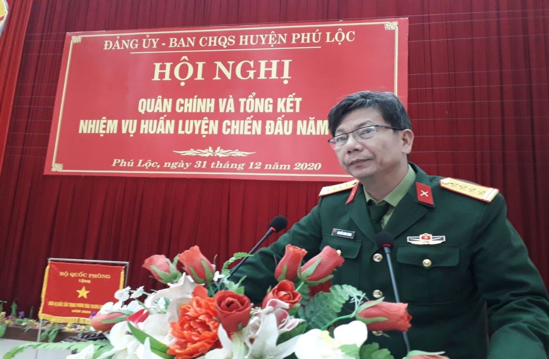 Đại tá Nguyễn Đình Khoa, Phó Chỉ huy trưởng, Bộ CHQS tỉnh phát biểu chỉ đạo tại Hội nghị